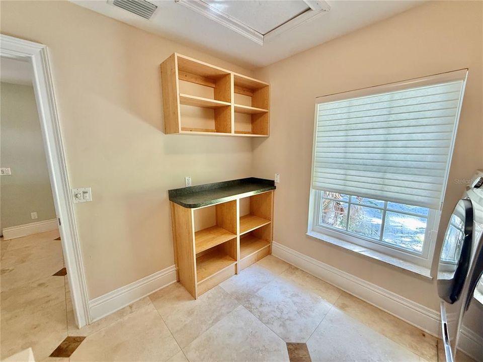 En Venta: $1,449,000 (5 camas, 3 baños, 5201 Pies cuadrados)