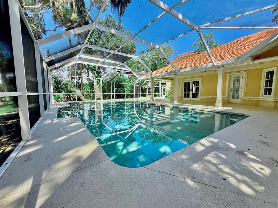 En Venta: $1,449,000 (5 camas, 3 baños, 5201 Pies cuadrados)