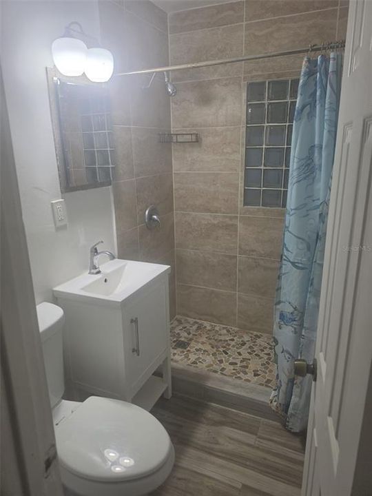 В аренду: $1,200 (1 спален, 1 ванн, 500 Квадратных фут)
