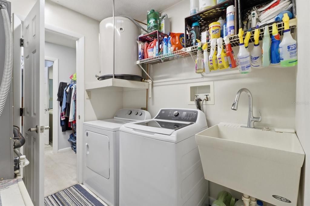 For Sale: $650,000 (3 beds, 2 baths, 1932 Square Feet)