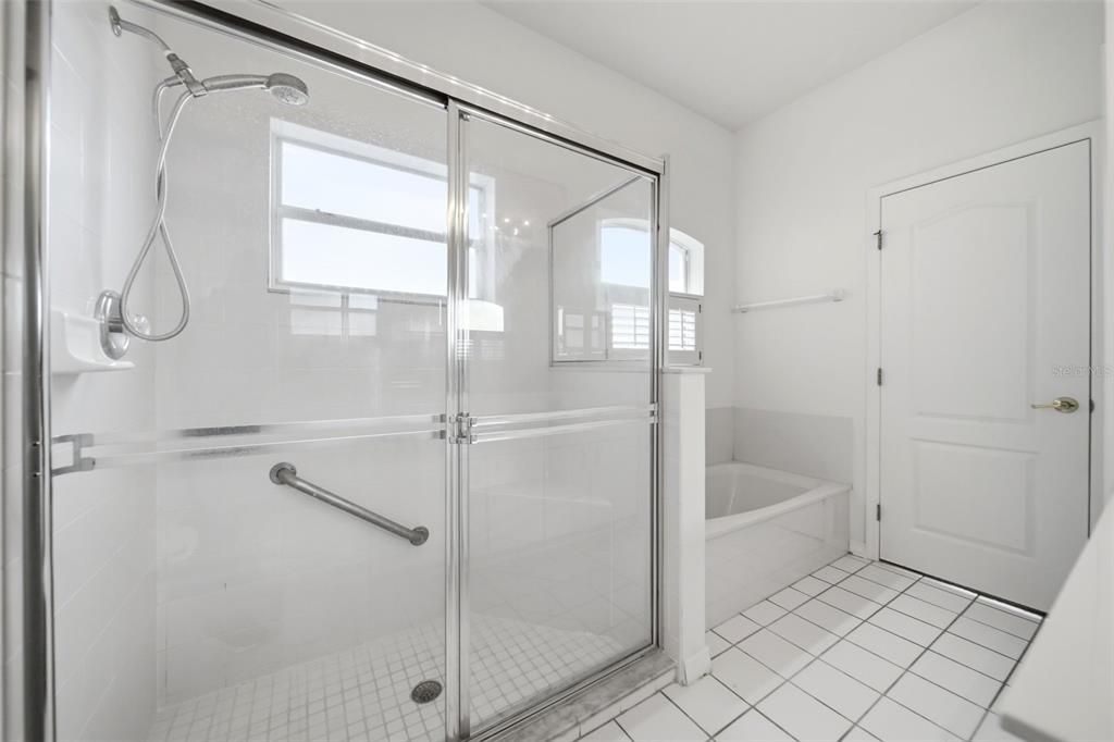 En Venta: $365,000 (2 camas, 2 baños, 1722 Pies cuadrados)