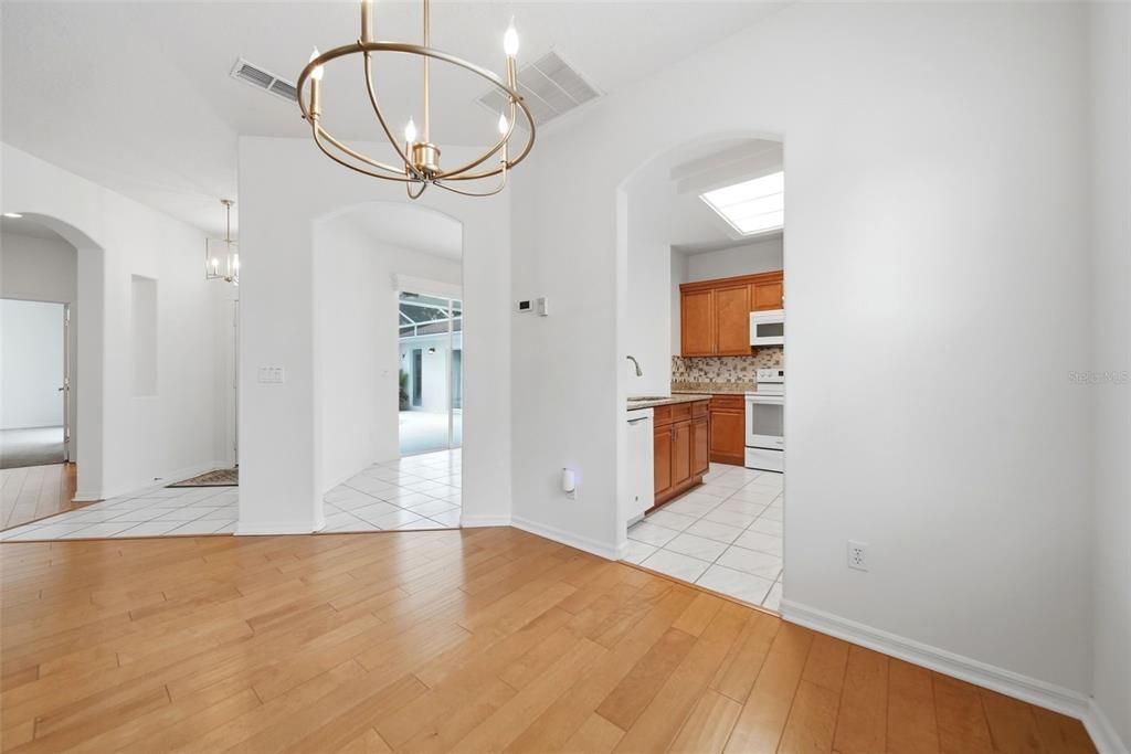 En Venta: $365,000 (2 camas, 2 baños, 1722 Pies cuadrados)