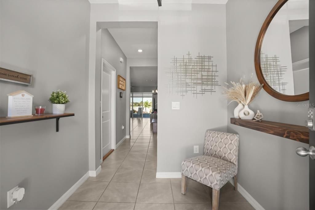 For Sale: $320,000 (3 beds, 2 baths, 1707 Square Feet)
