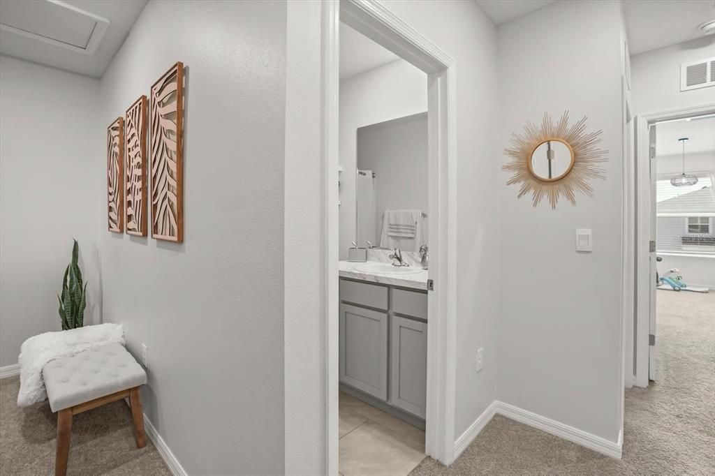 For Sale: $320,000 (3 beds, 2 baths, 1707 Square Feet)
