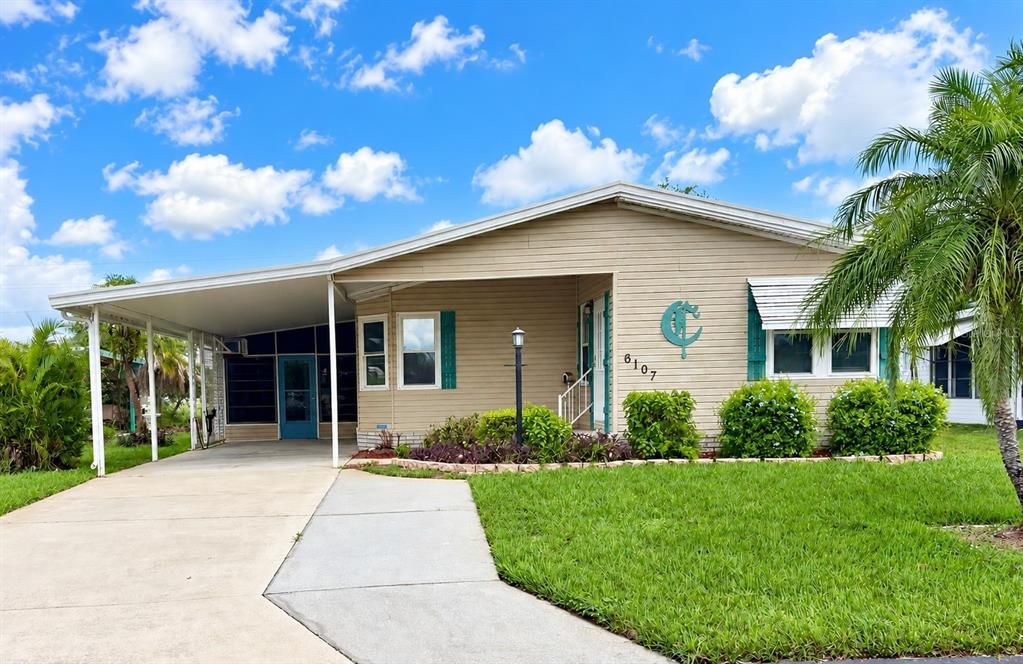 For Sale: $175,000 (2 beds, 2 baths, 1340 Square Feet)