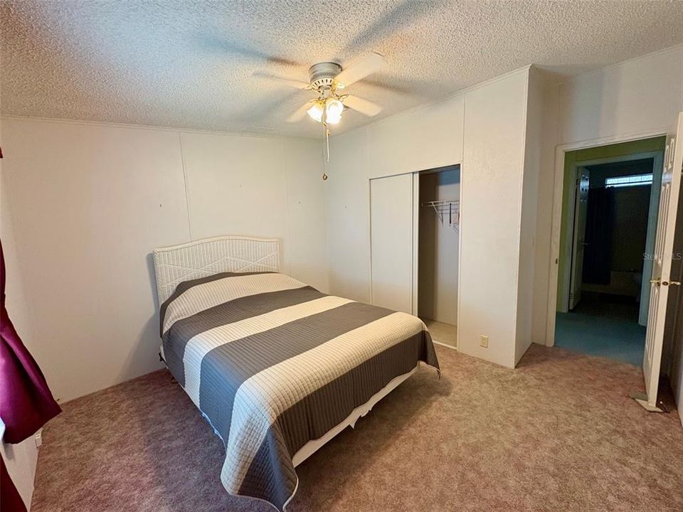 For Sale: $175,000 (2 beds, 2 baths, 1340 Square Feet)