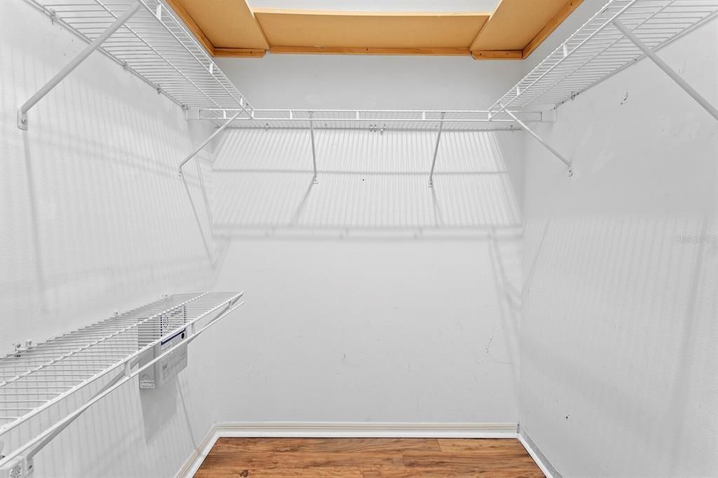En Venta: $610,000 (5 camas, 2 baños, 2342 Pies cuadrados)