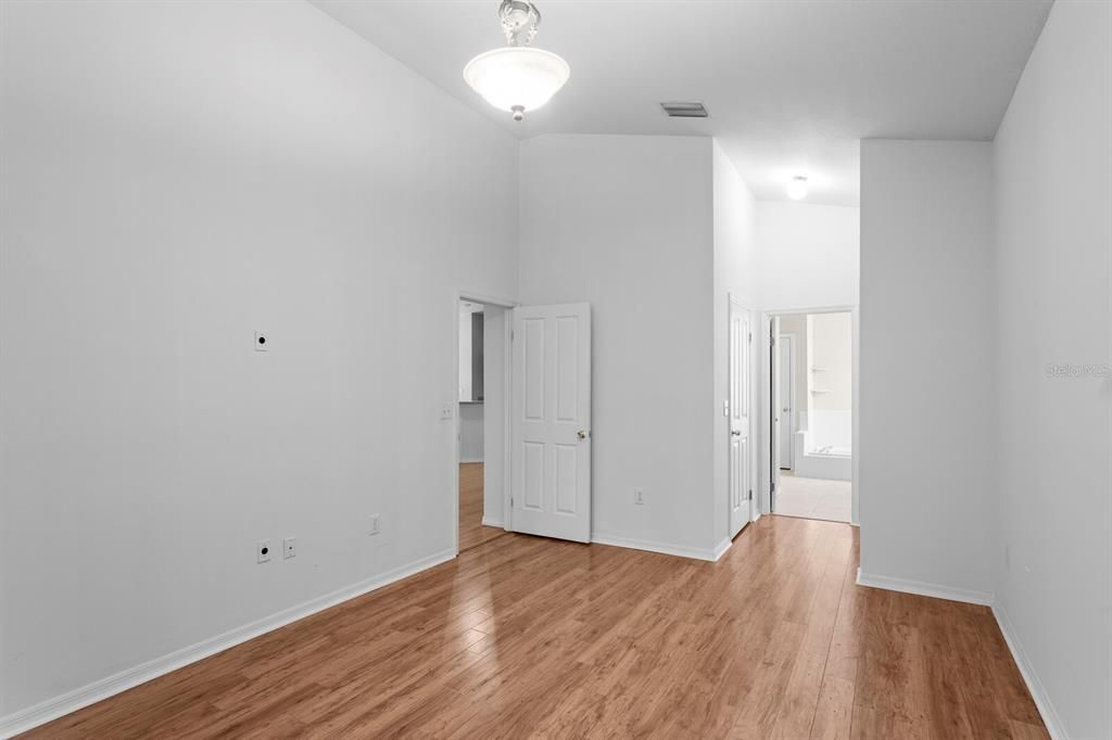 En Venta: $610,000 (5 camas, 2 baños, 2342 Pies cuadrados)