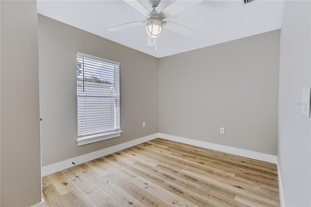 For Rent: $2,300 (3 beds, 3 baths, 1300 Square Feet)