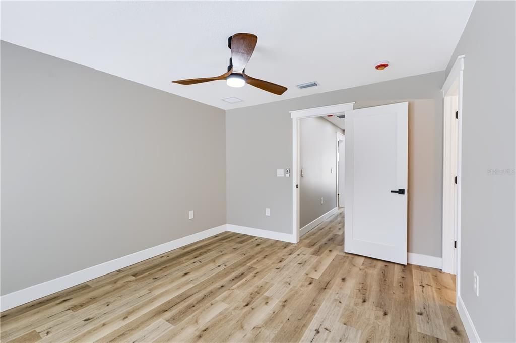 For Rent: $2,300 (3 beds, 3 baths, 1300 Square Feet)