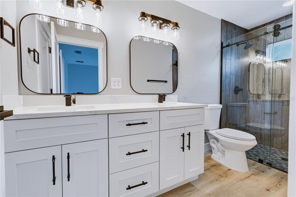 For Rent: $2,300 (3 beds, 3 baths, 1300 Square Feet)