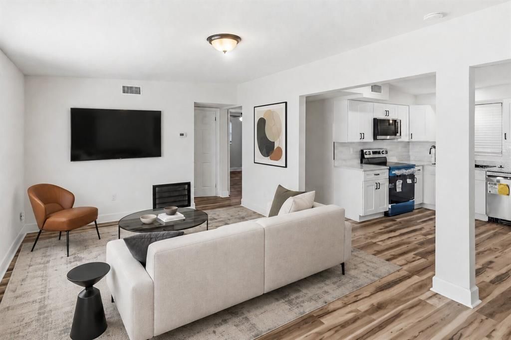 For Sale: $420,000 (3 beds, 2 baths, 1458 Square Feet)