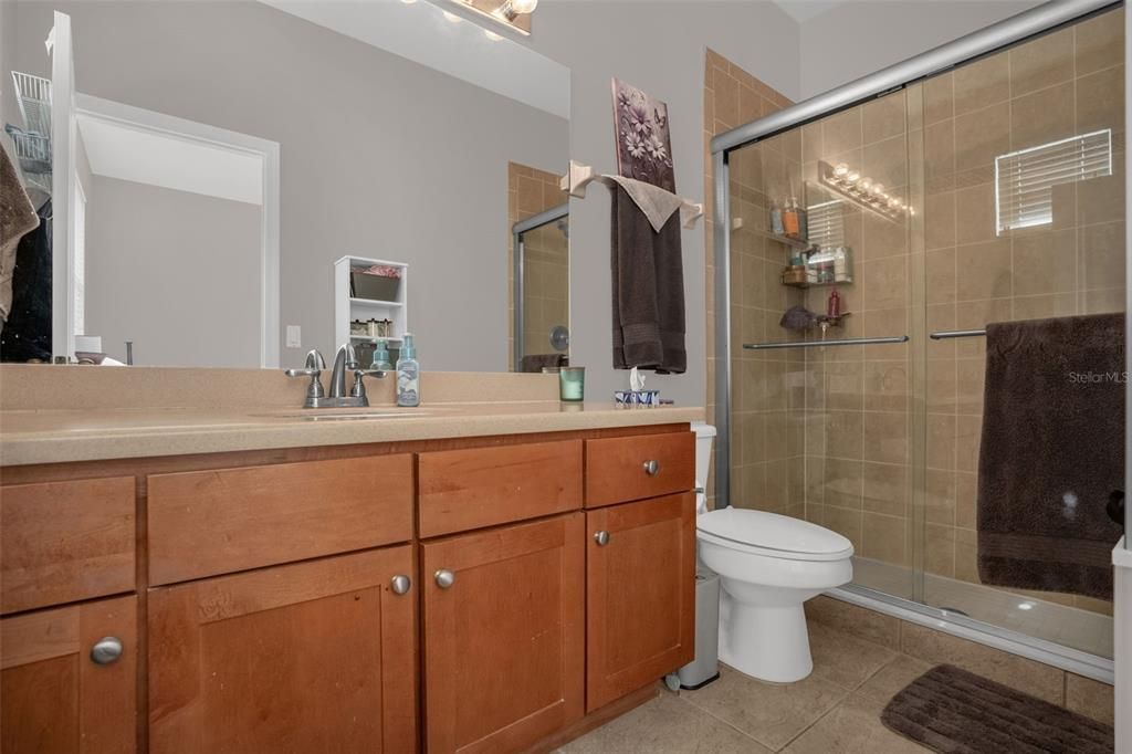 For Sale: $275,000 (2 beds, 2 baths, 1304 Square Feet)