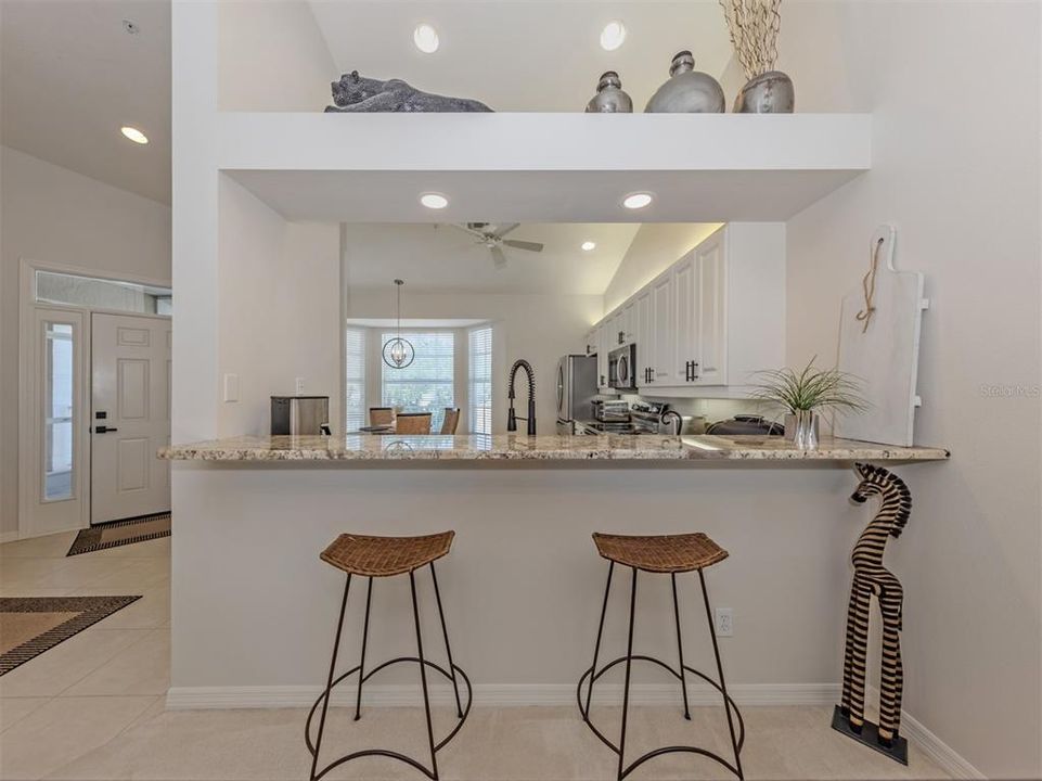 For Sale: $319,000 (2 beds, 2 baths, 1567 Square Feet)