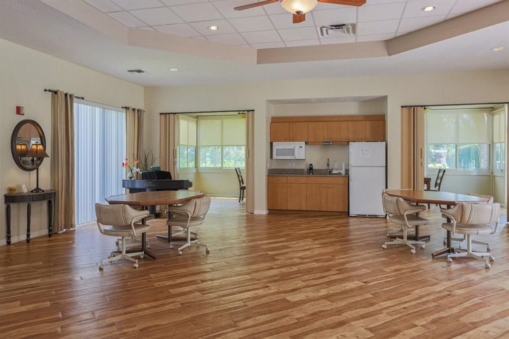 For Sale: $319,000 (2 beds, 2 baths, 1567 Square Feet)