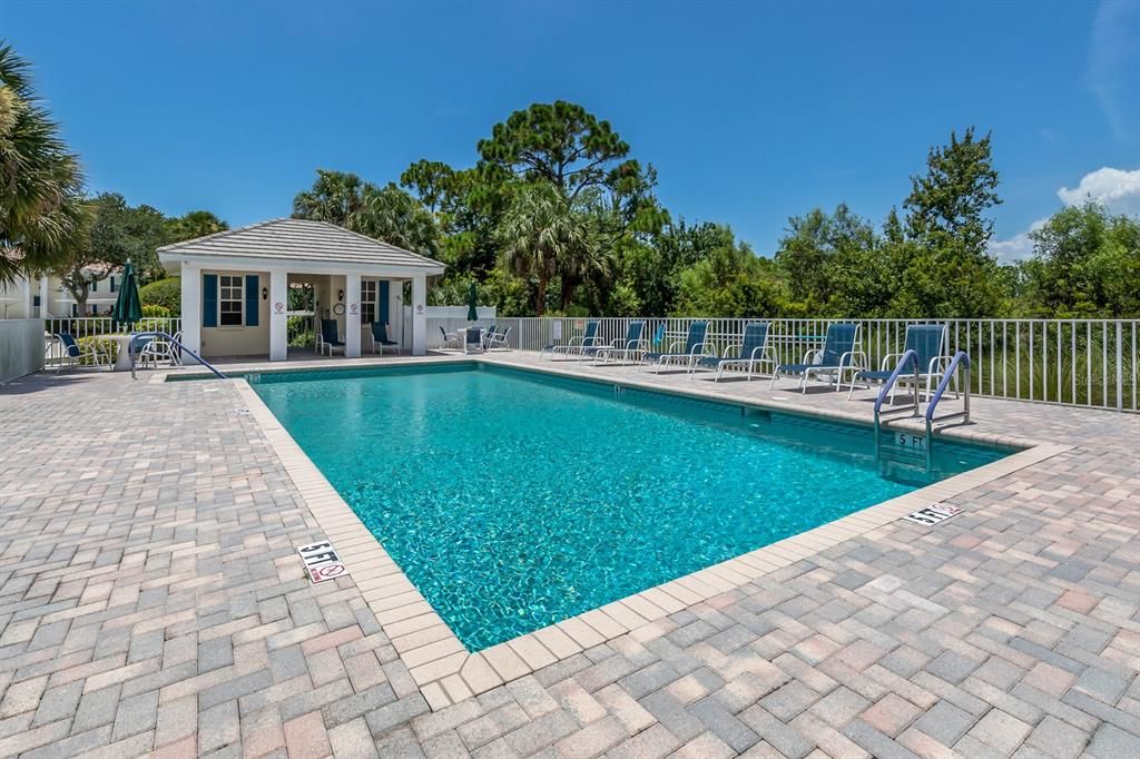 For Sale: $319,000 (2 beds, 2 baths, 1567 Square Feet)