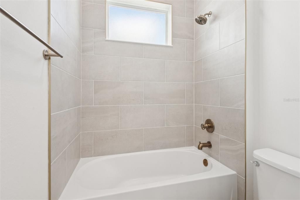 For Sale: $603,685 (4 beds, 3 baths, 2071 Square Feet)