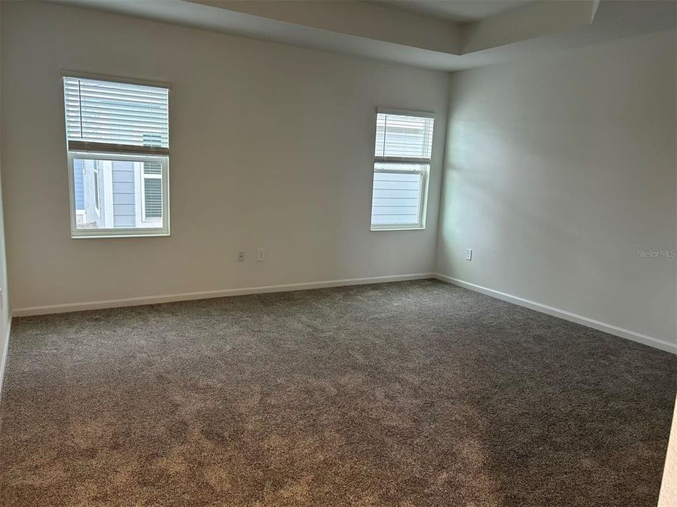 В аренду: $2,900 (6 спален, 3 ванн, 2639 Квадратных фут)