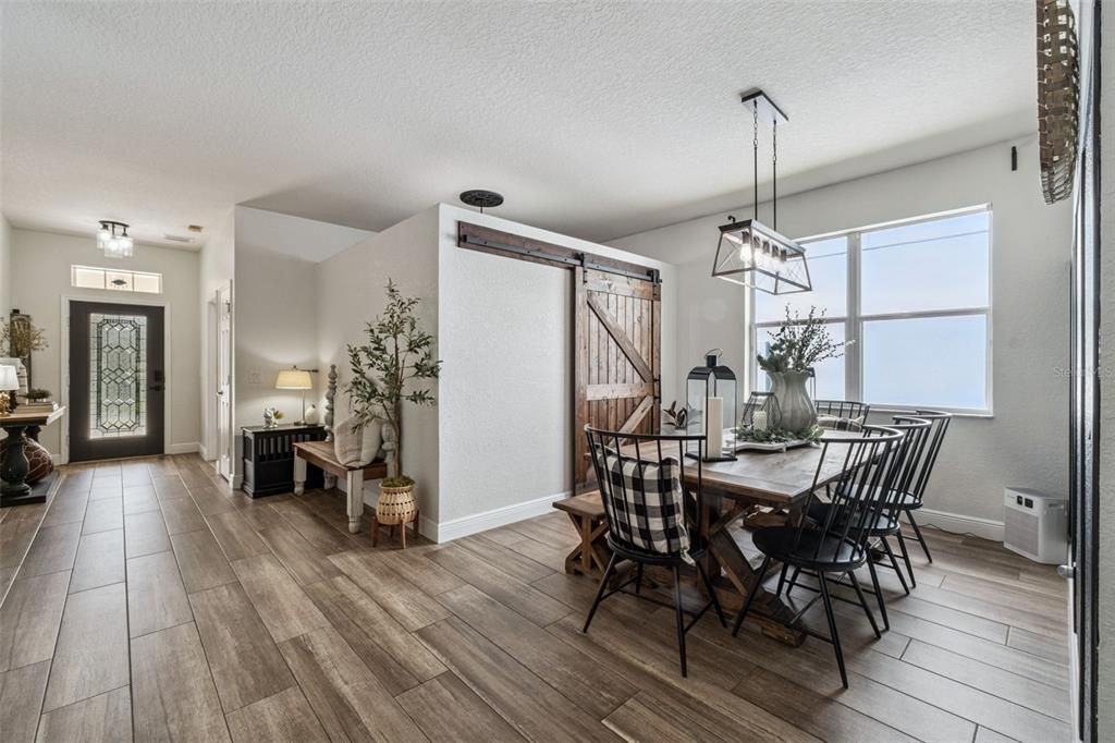 For Sale: $537,000 (4 beds, 2 baths, 2064 Square Feet)