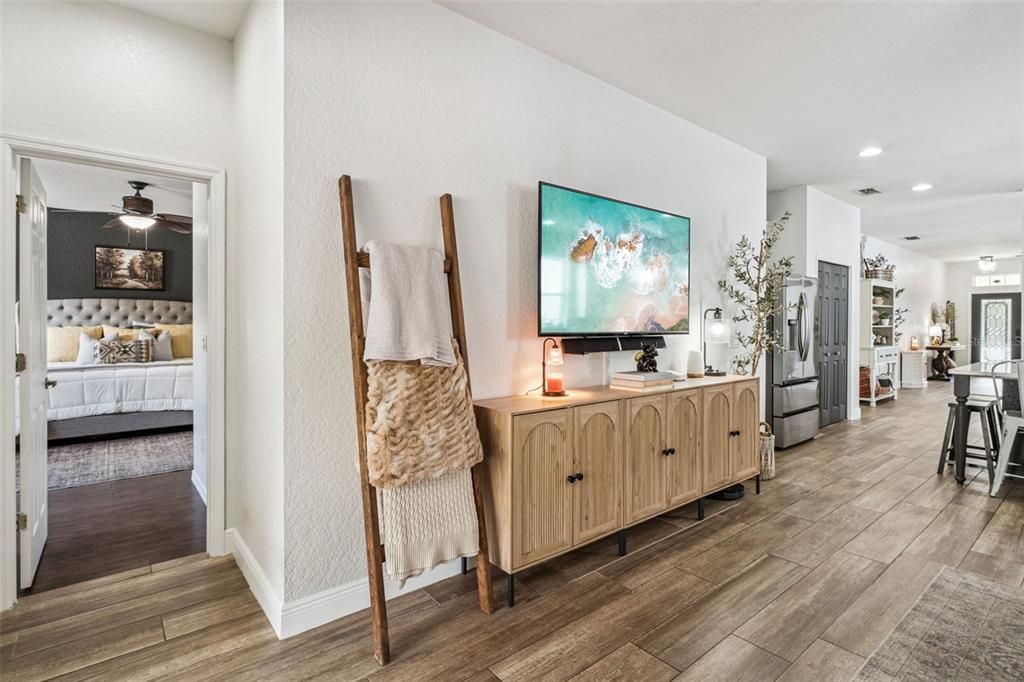 For Sale: $537,000 (4 beds, 2 baths, 2064 Square Feet)