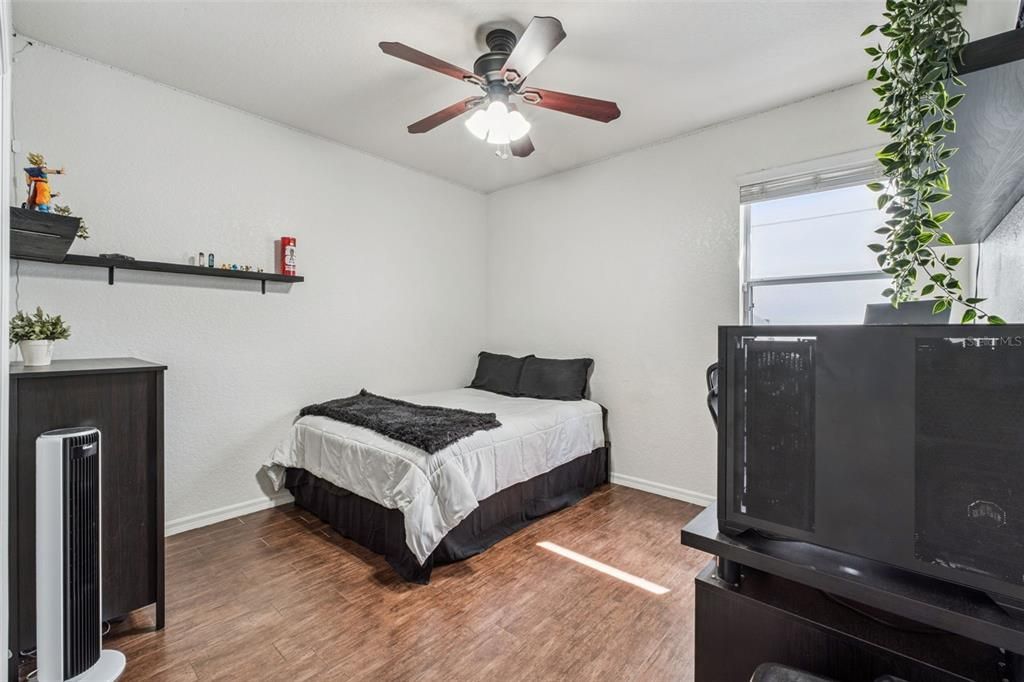 For Sale: $537,000 (4 beds, 2 baths, 2064 Square Feet)