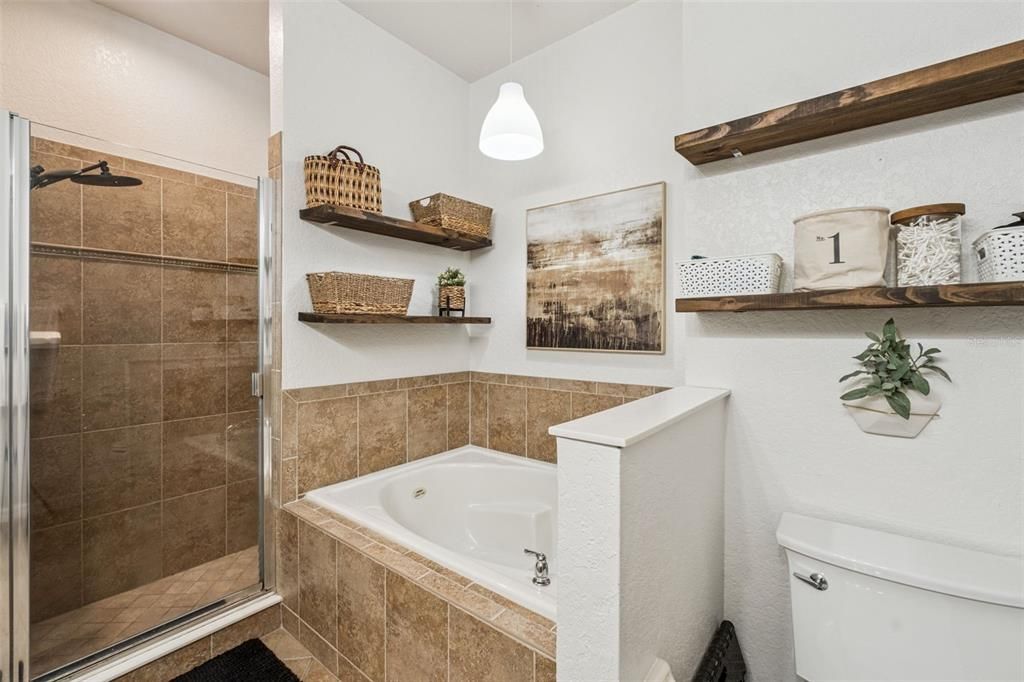 For Sale: $537,000 (4 beds, 2 baths, 2064 Square Feet)