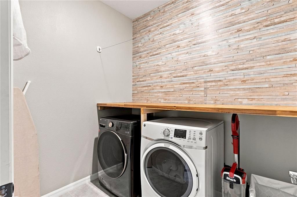 For Sale: $499,000 (4 beds, 2 baths, 2034 Square Feet)