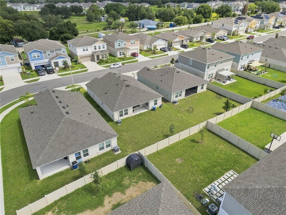 На продажу: $275,000 (3 спален, 2 ванн, 1420 Квадратных фут)