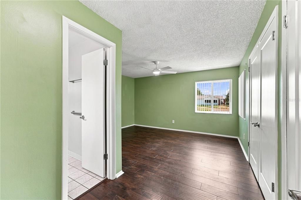 : $369,900 (4 camas, 2 baños, 1478 Pies cuadrados)