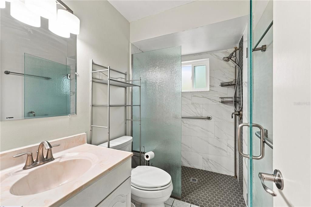 : $369,900 (4 camas, 2 baños, 1478 Pies cuadrados)