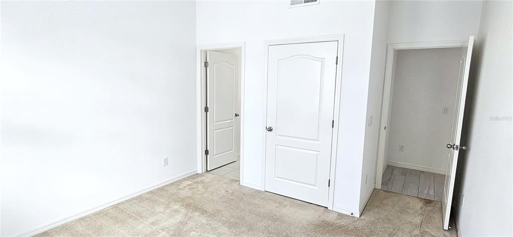 For Rent: $4,500 (5 beds, 4 baths, 3258 Square Feet)