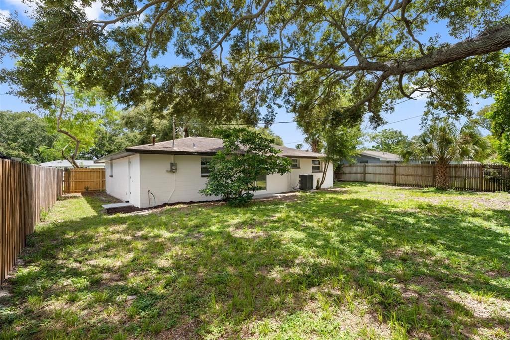 En Venta: $389,990 (3 camas, 2 baños, 903 Pies cuadrados)