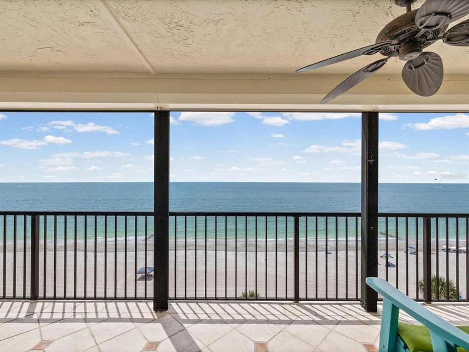 For Sale: $920,000 (2 beds, 2 baths, 1225 Square Feet)