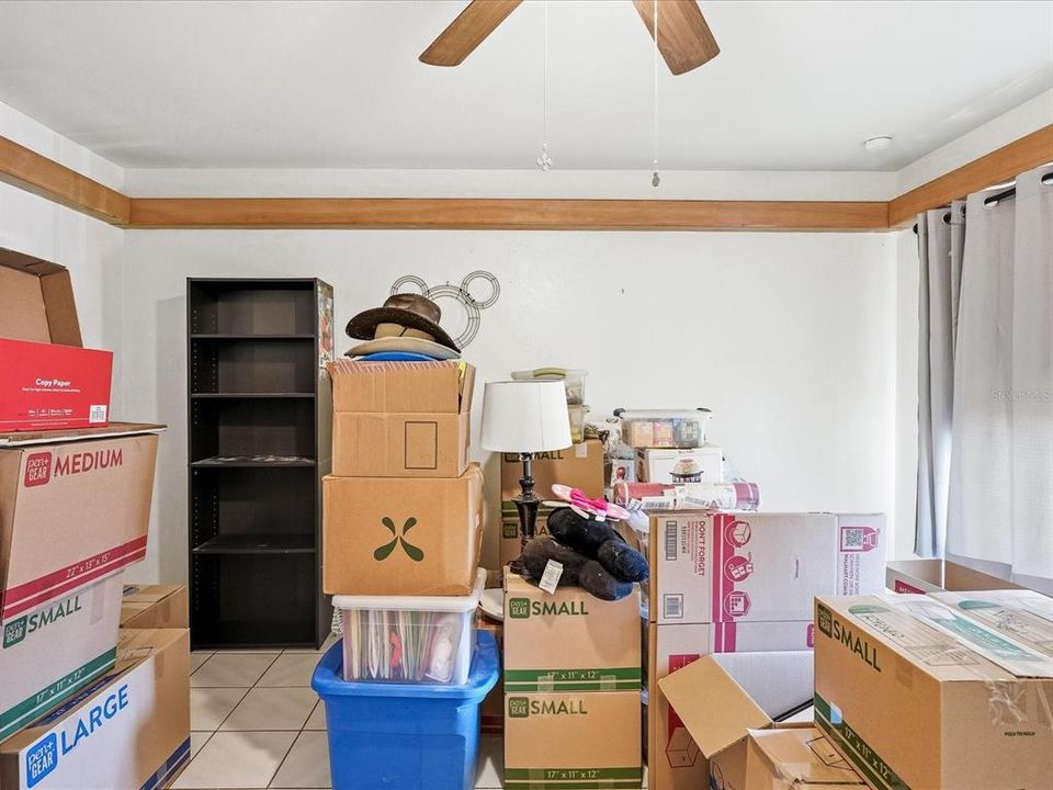 На продажу: $229,000 (3 спален, 2 ванн, 1680 Квадратных фут)