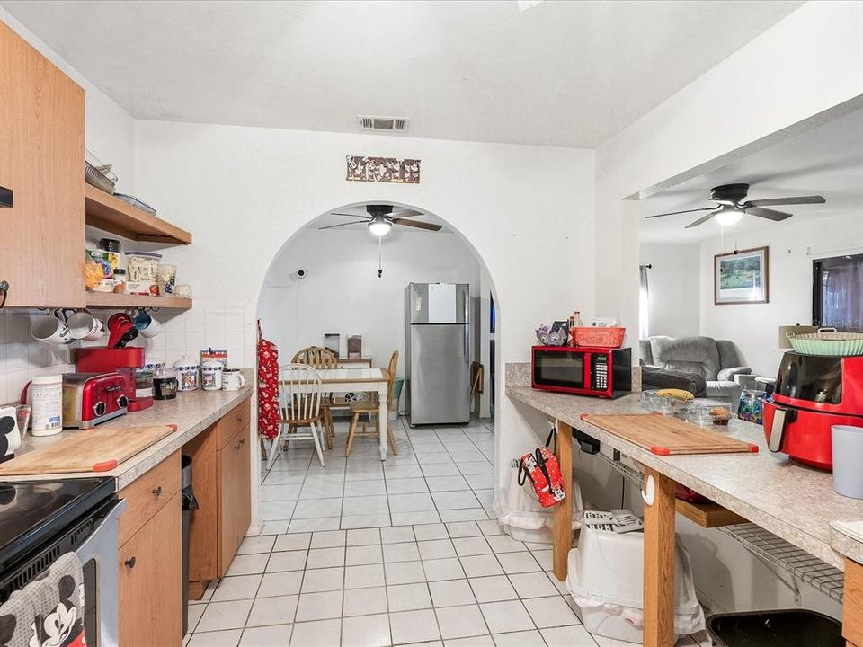 На продажу: $229,000 (3 спален, 2 ванн, 1680 Квадратных фут)