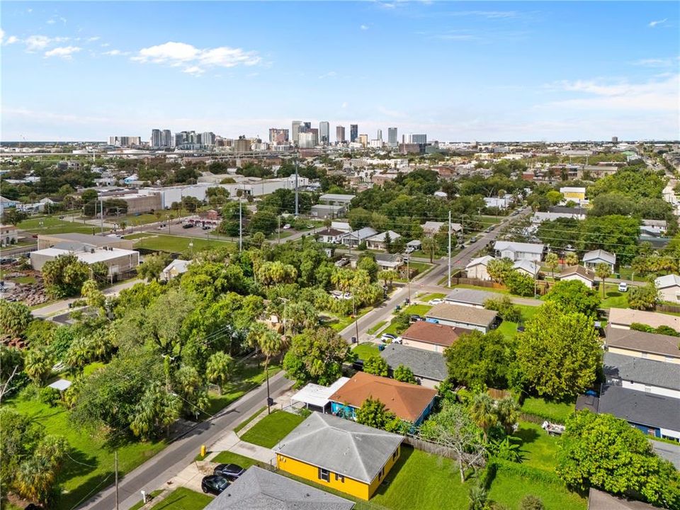 На продажу: $325,000 (3 спален, 2 ванн, 1268 Квадратных фут)