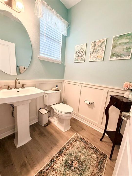For Rent: $2,595 (3 beds, 2 baths, 2062 Square Feet)