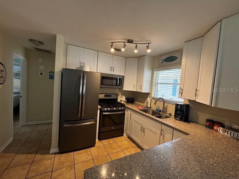 En Venta: $205,000 (2 camas, 1 baños, 672 Pies cuadrados)