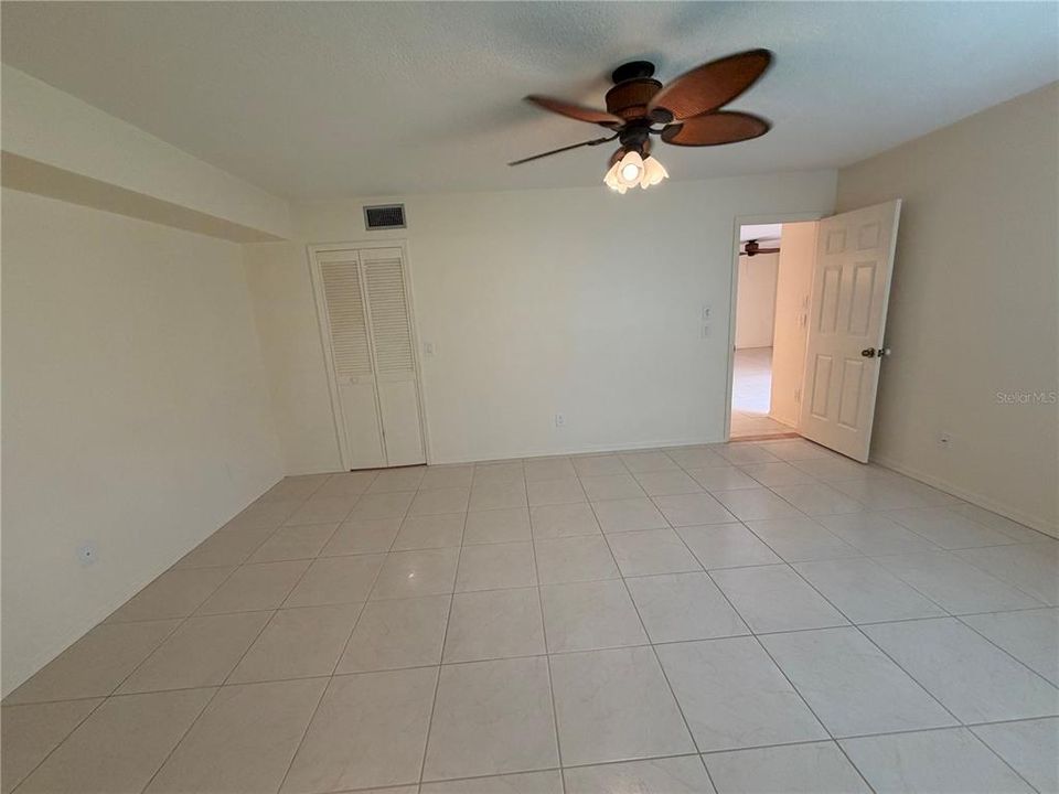 For Rent: $2,350 (2 beds, 2 baths, 1380 Square Feet)