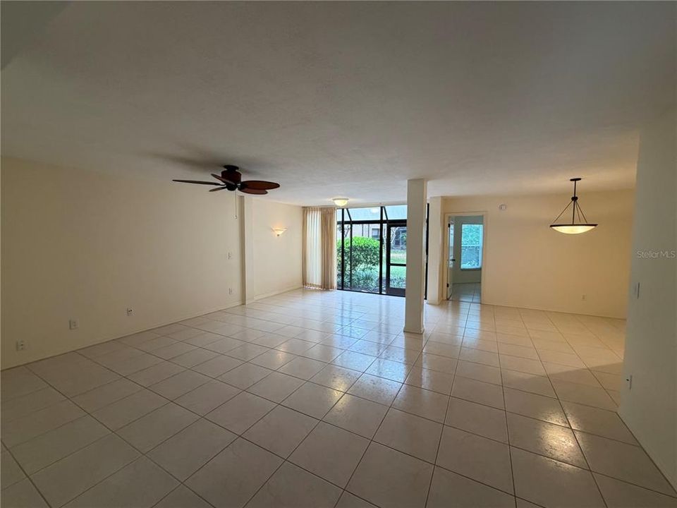 For Rent: $2,350 (2 beds, 2 baths, 1380 Square Feet)