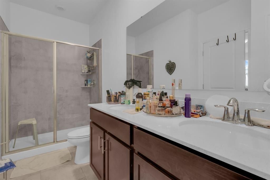 For Sale: $398,200 (4 beds, 3 baths, 2115 Square Feet)