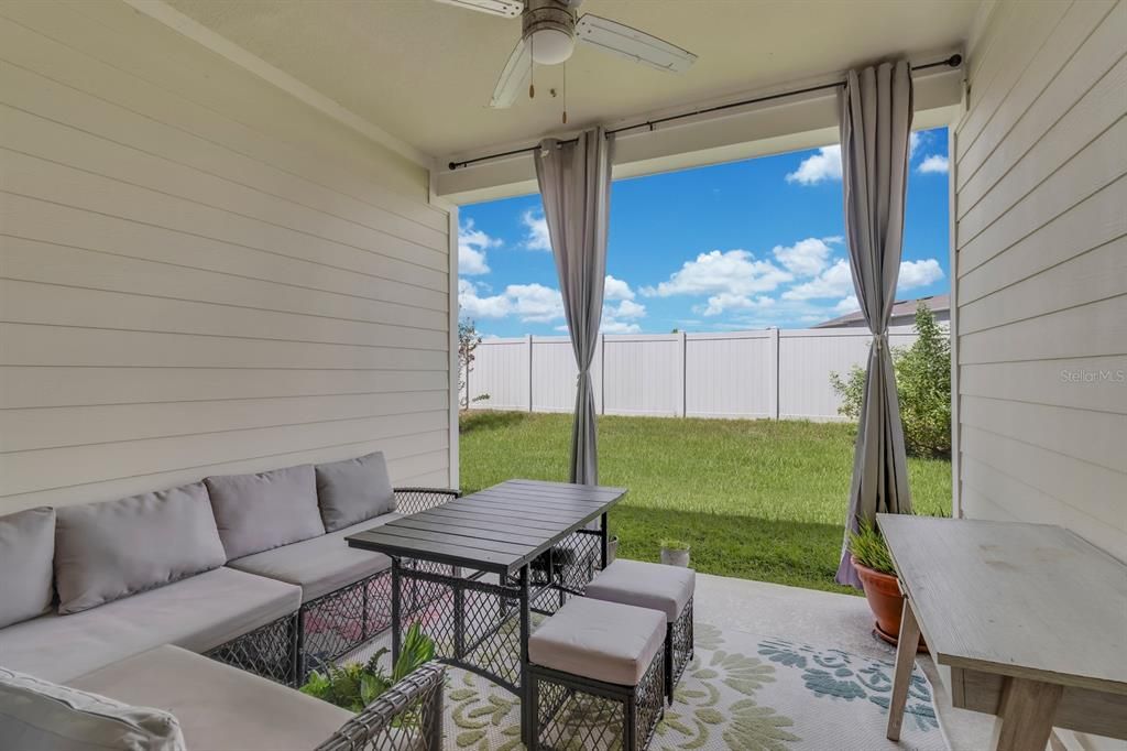 For Sale: $398,200 (4 beds, 3 baths, 2115 Square Feet)