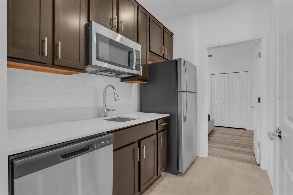 For Sale: $398,200 (4 beds, 3 baths, 2115 Square Feet)