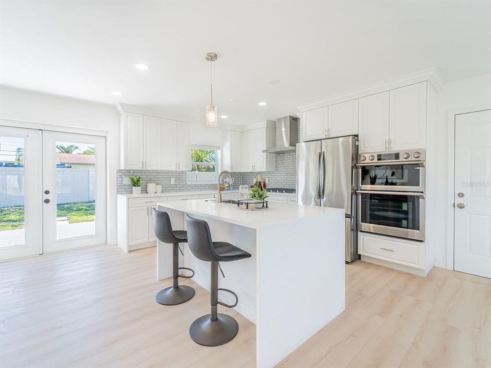 For Sale: $459,900 (3 beds, 2 baths, 1430 Square Feet)