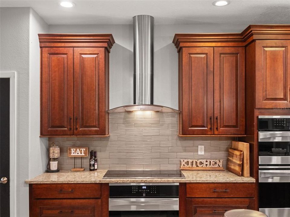 For Sale: $785,000 (4 beds, 3 baths, 2327 Square Feet)
