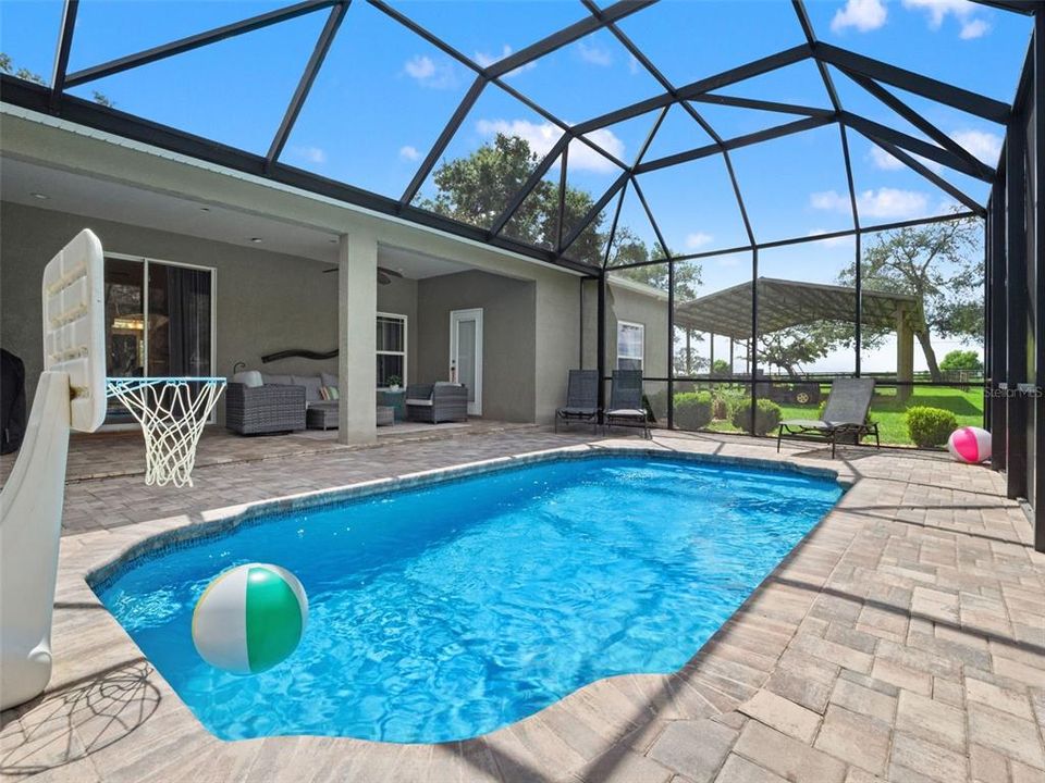 For Sale: $785,000 (4 beds, 3 baths, 2327 Square Feet)