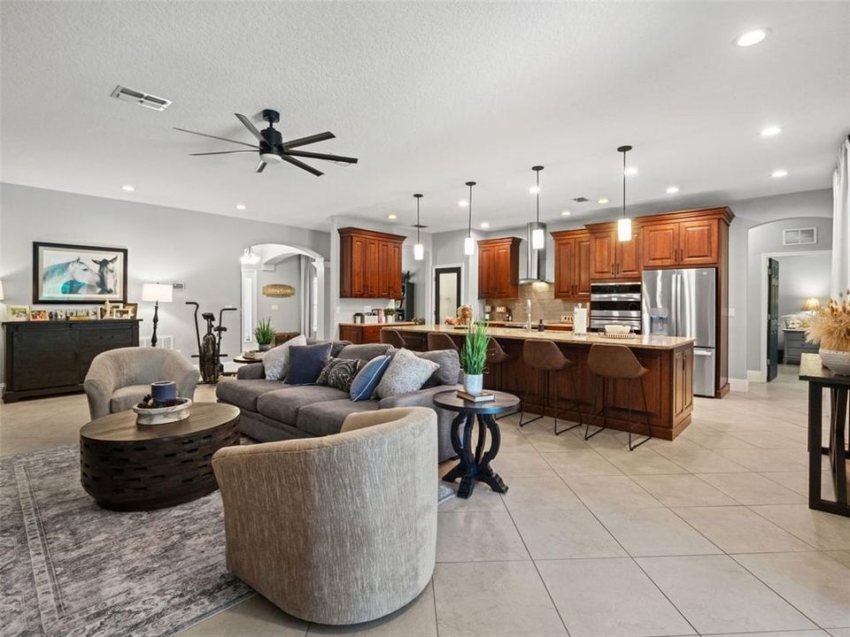 For Sale: $785,000 (4 beds, 3 baths, 2327 Square Feet)