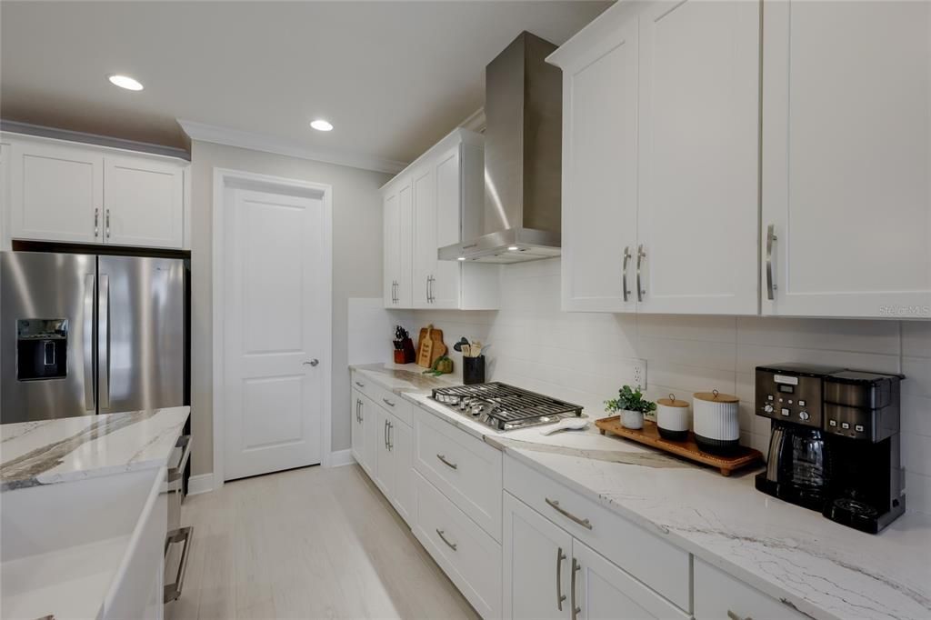 For Sale: $639,000 (3 beds, 2 baths, 2333 Square Feet)