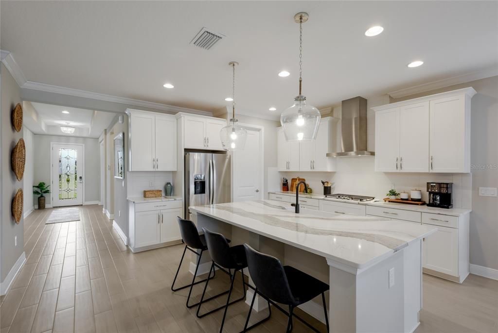 For Sale: $639,000 (3 beds, 2 baths, 2333 Square Feet)