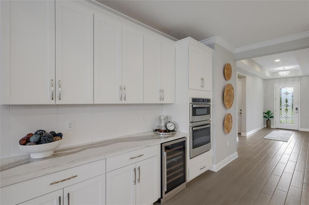 For Sale: $639,000 (3 beds, 2 baths, 2333 Square Feet)